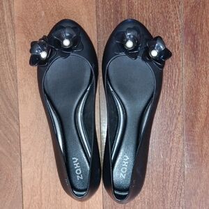 Pearl Flower Flats